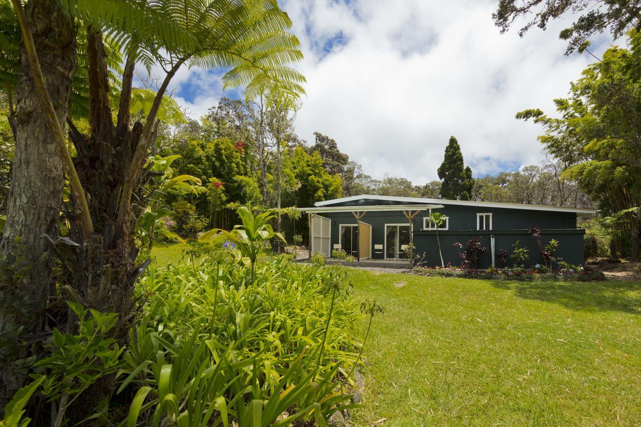 Hale 'Ohu Bed & Breakfast Volcano Buitenkant foto